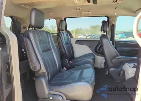 2013 Chrysler Town & Country Touring from USA, damaged, VIN 2C4RC1BG2DR809445